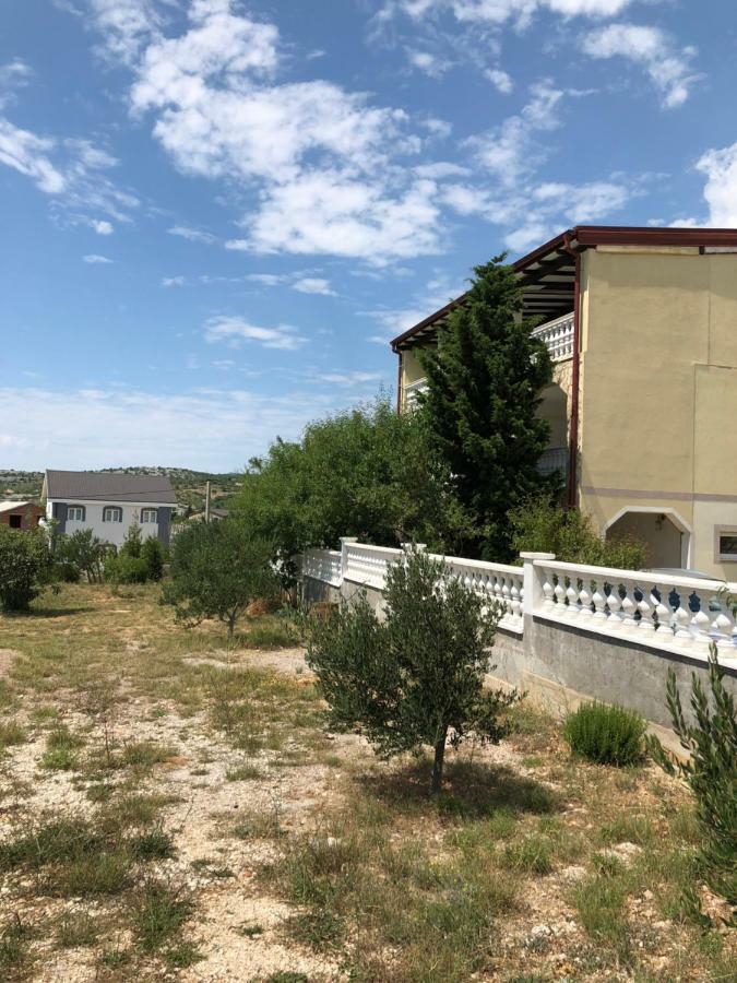 Apartmani Gabi Cesarica Extérieur photo