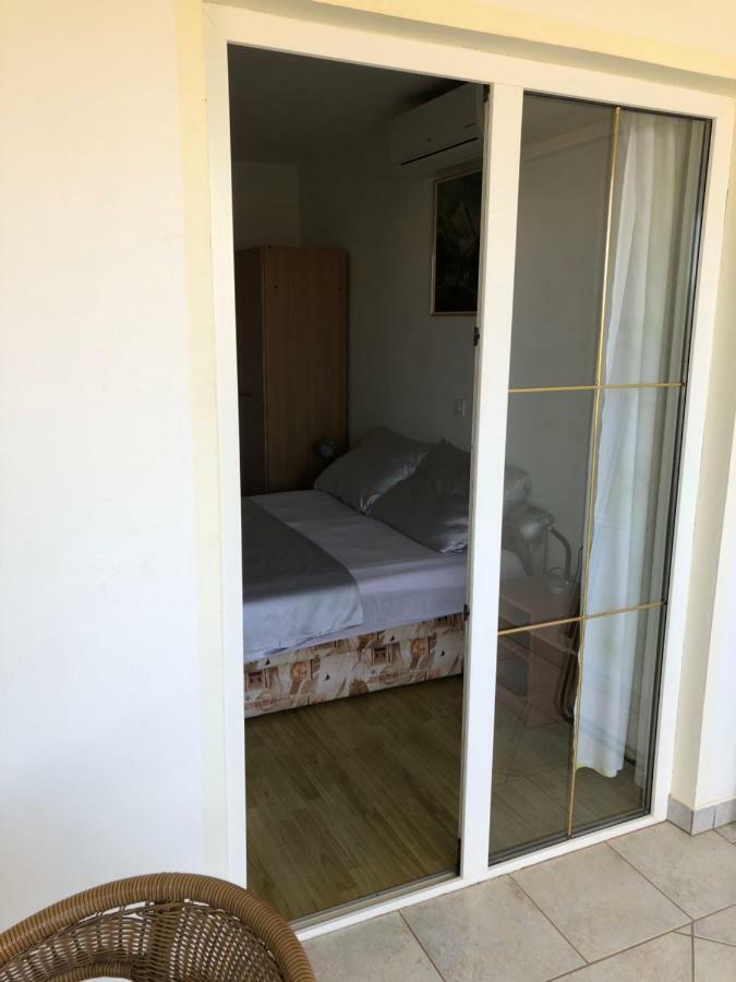 Apartmani Gabi Cesarica Extérieur photo