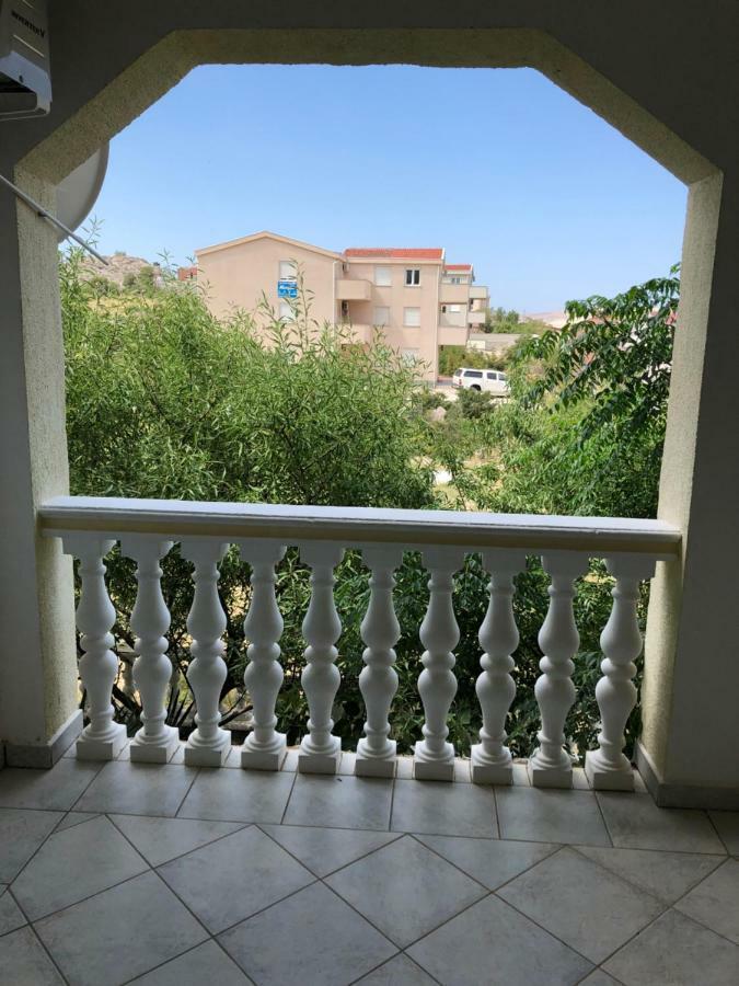 Apartmani Gabi Cesarica Extérieur photo
