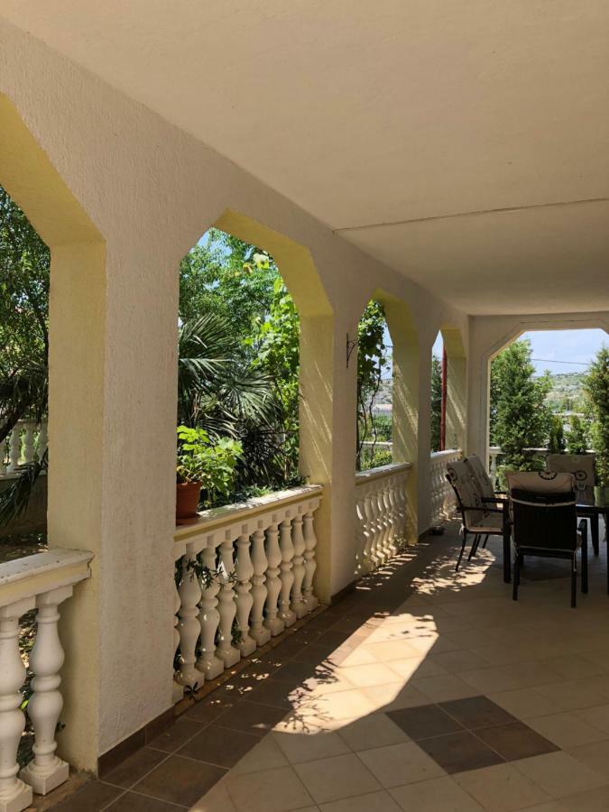Apartmani Gabi Cesarica Extérieur photo