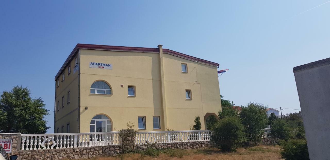 Apartmani Gabi Cesarica Extérieur photo